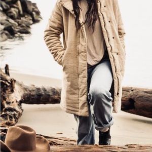 Jackson Rowe- Sarin Cord Jacket; wishbone